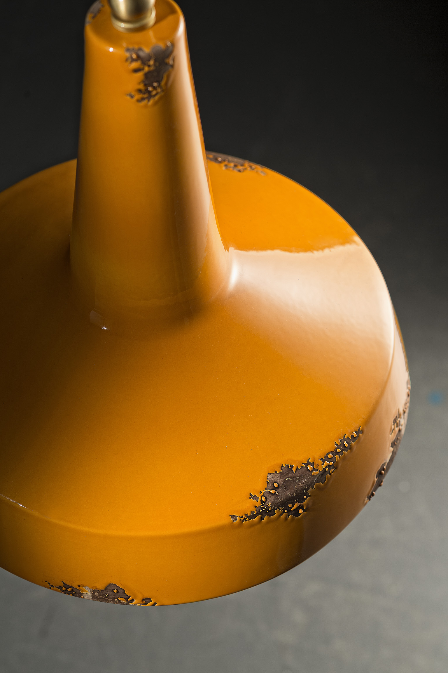 Ferroluce, retro, C1417